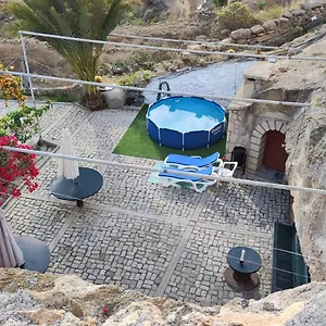 eco-holidays-cave-house-justine.in-canary-islands.com/